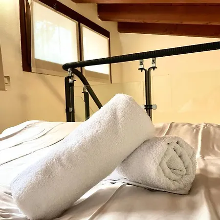 River Castle Apartamento *